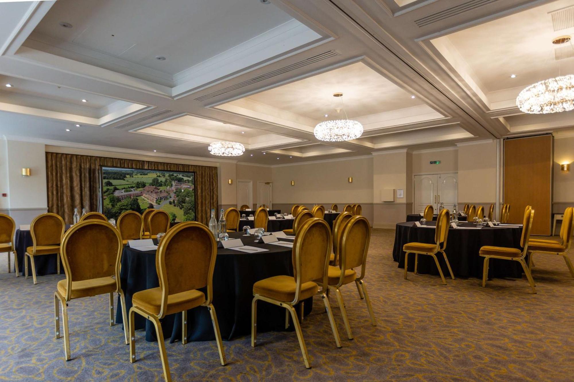 Albrighton Hall Hotel And Spa, A Member Of Radisson Individuals Shrewsbury Buitenkant foto