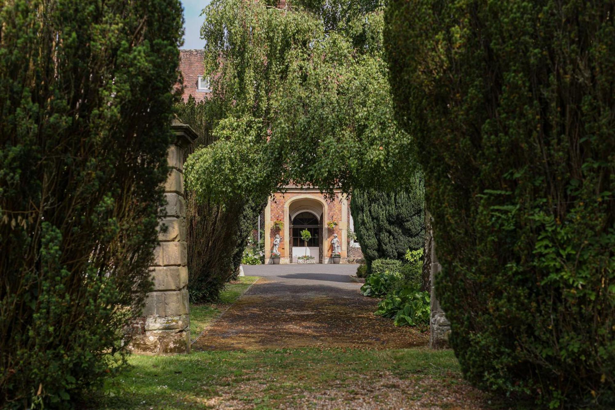 Albrighton Hall Hotel And Spa, A Member Of Radisson Individuals Shrewsbury Buitenkant foto